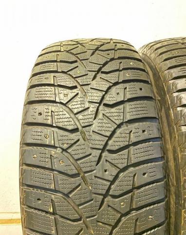 Bridgestone Blizzak Spike-02 SUV 285/60 R18