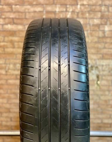 Bridgestone Alenza 001 235/55 R19