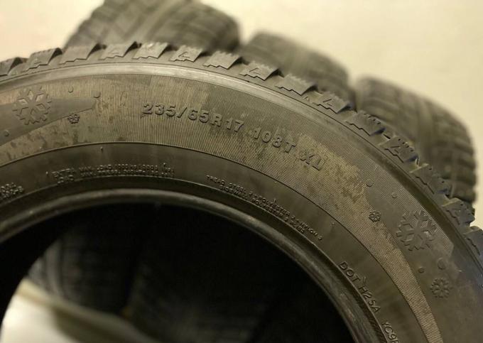 Kumho I'Zen KW22 235/65 R17