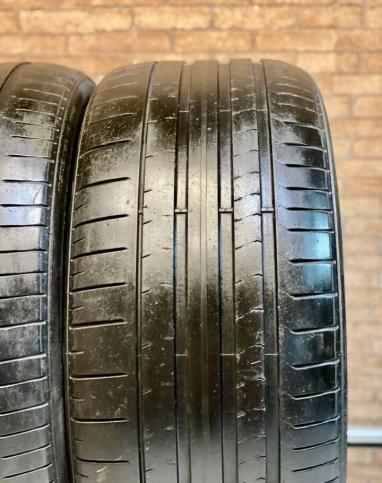 Pirelli P Zero PZ4 275/35 R21