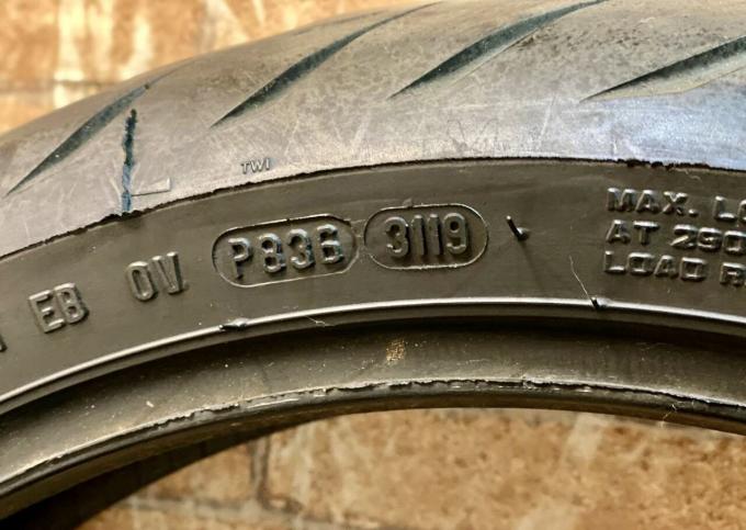 120/70 R17 Metzeler Roadtec Z8 No346