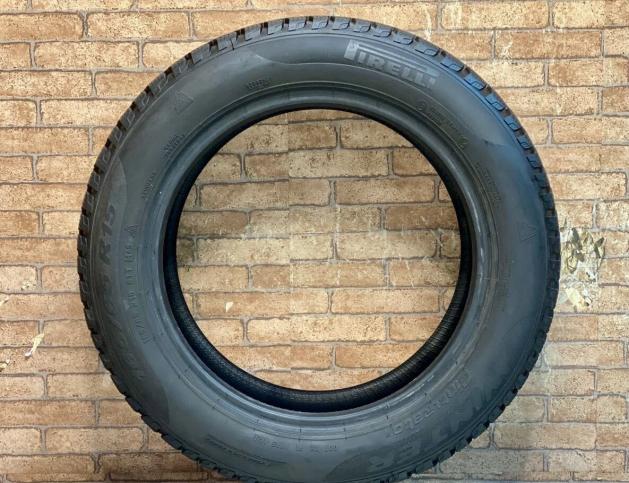 Pirelli Winter Cinturato 165/65 R15