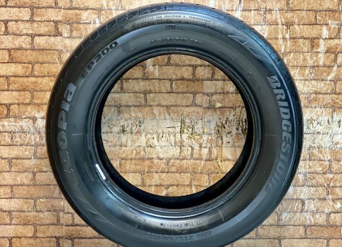 Bridgestone Ecopia EP200 215/60 R16