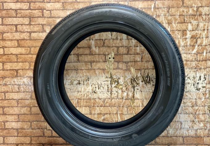 Yokohama BluEarth RV-02 225/55 R18