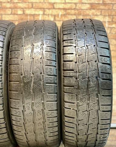 Michelin Agilis Alpin 215/60 R17