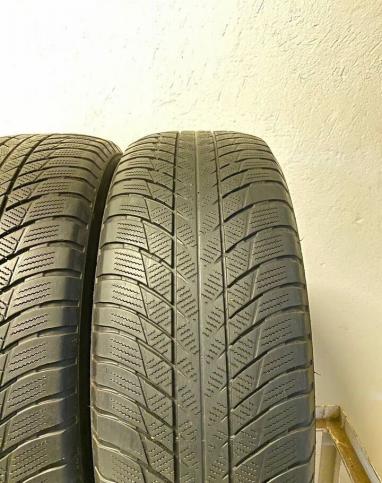 Bridgestone Blizzak LM-001 225/60 R18