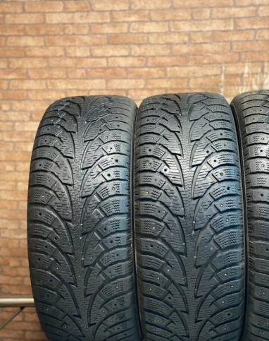 Hankook Winter I'Pike W409 235/55 R17