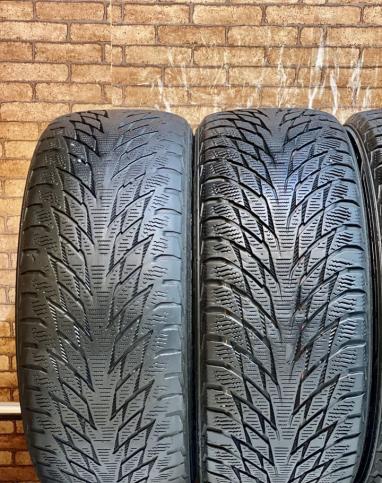 Nokian Tyres Hakkapeliitta R2 225/50 R17