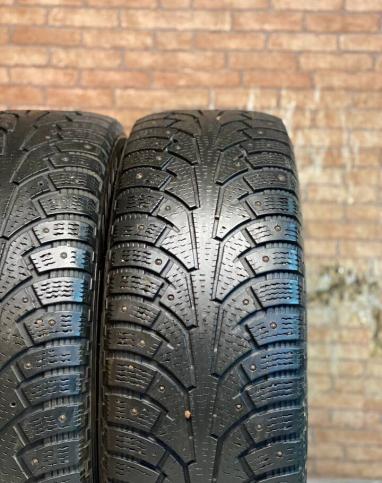 Nokian Tyres Hakkapeliitta 5 SUV 235/65 R17