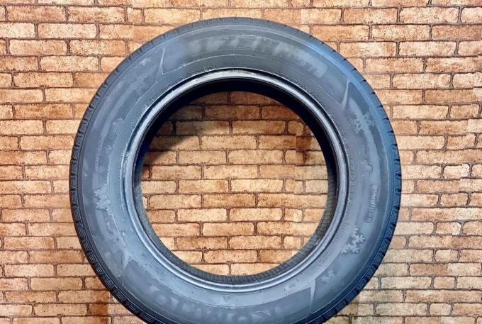 Kumho I'Zen KW31 225/65 R17