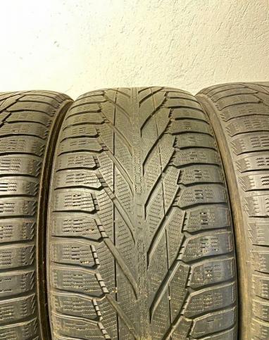 Nokian Tyres Hakkapeliitta R2 SUV 275/50 R20