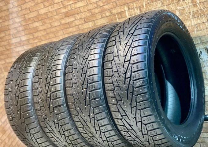 Nokian Tyres Hakkapeliitta 7 235/60 R18