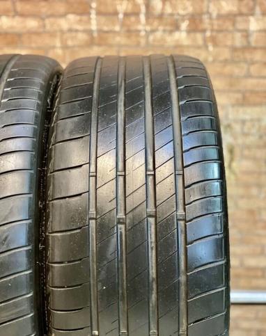 Bridgestone Turanza T005 235/35 R19