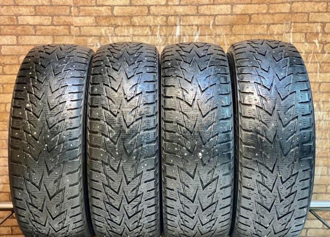 Nexen Winguard WinSpike WS62 SUV 225/60 R17