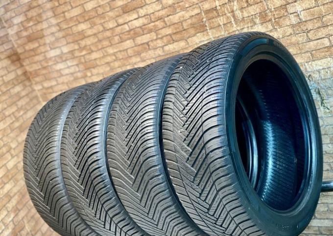 Hankook Kinergy 4S2 H750 225/45 R18