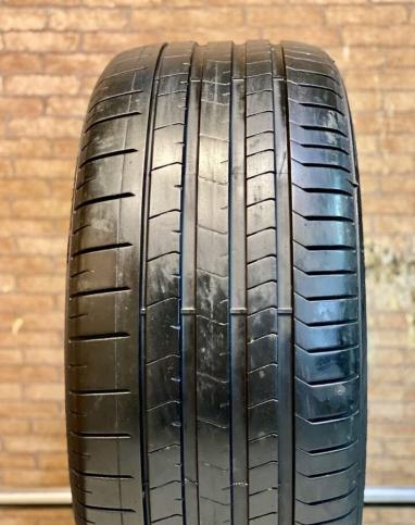 Pirelli P Zero PZ4 285/40 R21