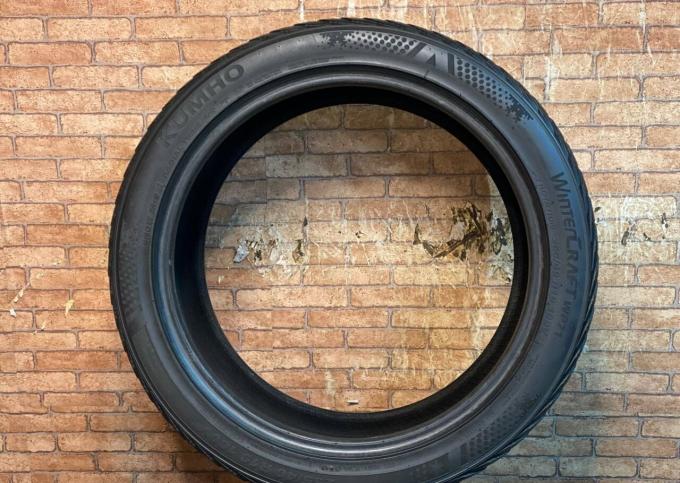 Kumho WinterCraft WP71 255/40 R19