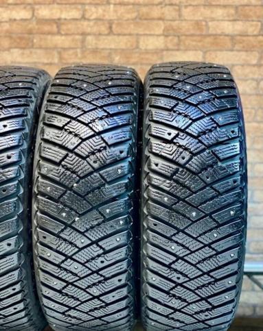 Goodyear UltraGrip Ice Arctic SUV 185/60 R15