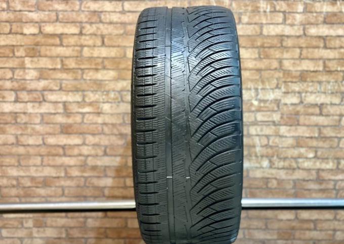 Michelin Pilot Alpin 4 235/35 R19