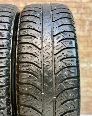 Bridgestone Ice Cruiser 7000 235/65 R17