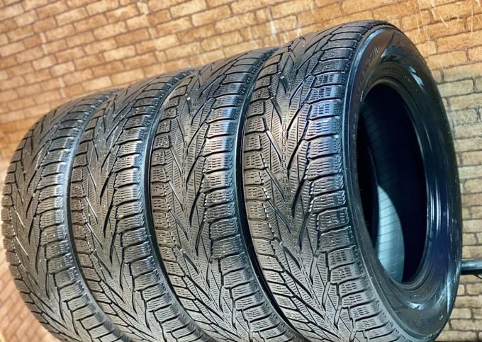 Nokian Tyres Hakkapeliitta R2 235/65 R17