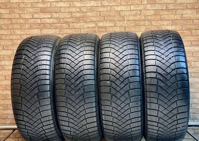 Pirelli Ice Zero FR 225/55 R17