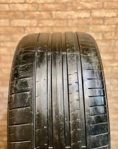 Pirelli P Zero PZ4 275/35 R21