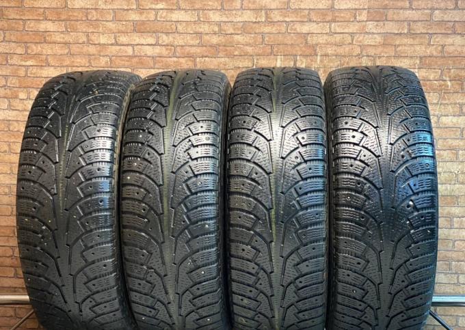 Nokian Tyres Hakkapeliitta 5 SUV 235/65 R17