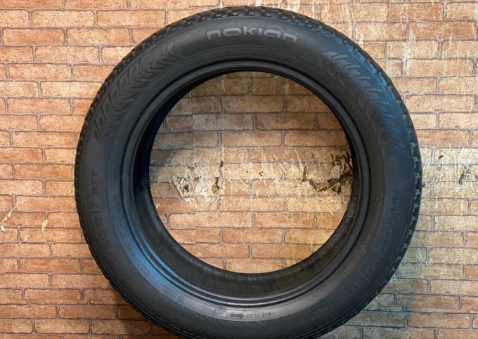 Nokian Tyres Hakkapeliitta 8 225/55 R17