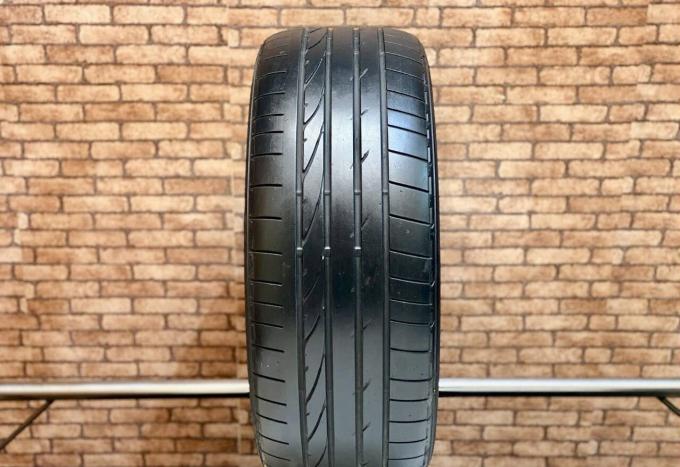 Bridgestone Dueler H/P Sport 255/45 R20