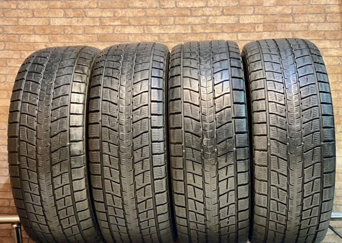 Dunlop Winter Maxx SJ8 285/60 R18