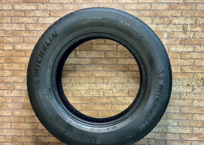 Michelin Latitude Sport 3 235/65 R17