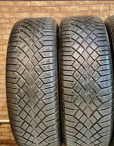 Continental ContiVikingContact 7 215/65 R17