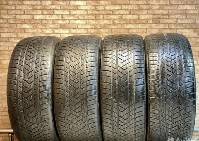 Pirelli Scorpion Winter 275/45 R21