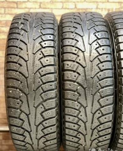 Nokian Tyres Hakkapeliitta 5 SUV 215/70 R16