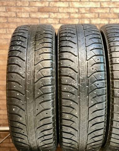 Bridgestone Ice Cruiser 7000 235/65 R17