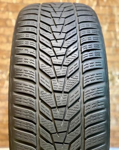 Hankook Winter I'Cept Evo 3 W330 245/45 R19