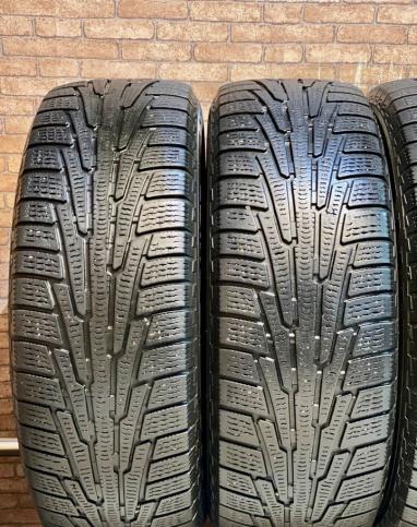 Nokian Tyres Hakkapeliitta R SUV 235/65 R17