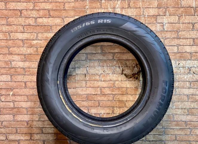 Pirelli Formula Ice 195/65 R15