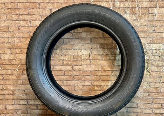 Nokian Tyres Hakkapeliitta 9 225/55 R17