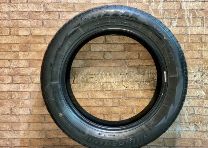 Bridgestone Blizzak Spike-02 205/55 R16