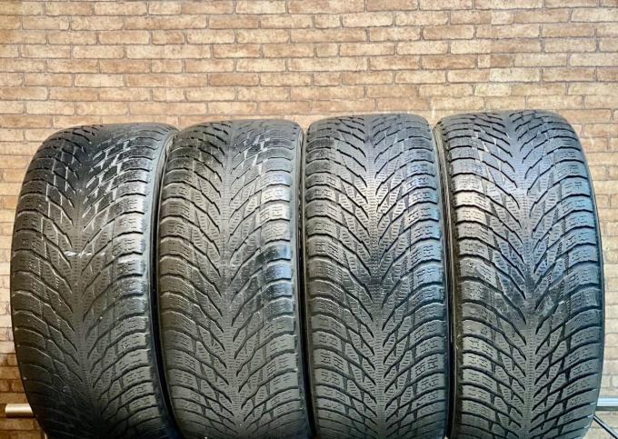 Nokian Tyres Hakkapeliitta R3 SUV 275/45 R20