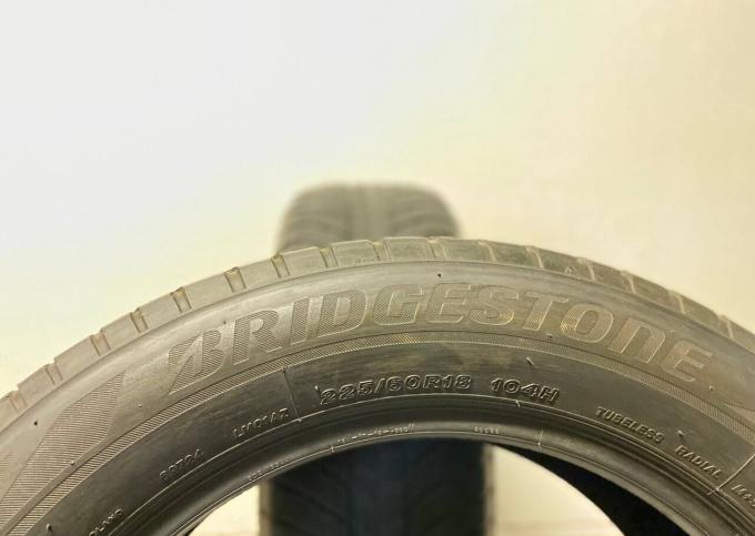 Bridgestone Blizzak LM-001 225/60 R18