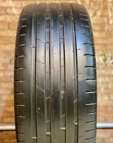 Nokian Tyres Hakka Black 2 225/45 R19