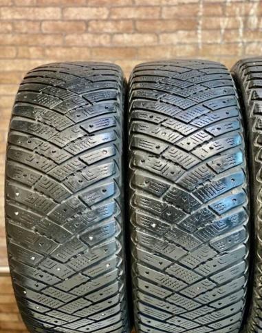 Goodyear Ultragrip Ice Arctic 205/55 R16