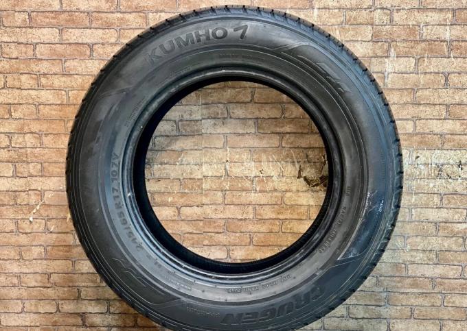 Kumho Crugen Premium KL33 245/65 R17