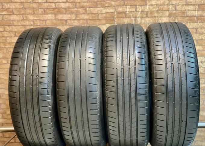 Bridgestone Turanza T005 205/65 R16