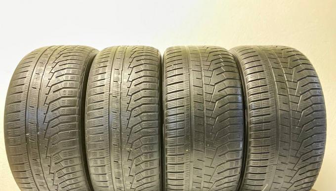 Hankook Winter I'Cept Evo2 W320A SUV 255/50 R19 и 285/45 R19