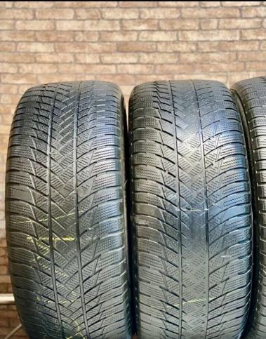 Bridgestone Blizzak LM-001 Evo 275/45 R20