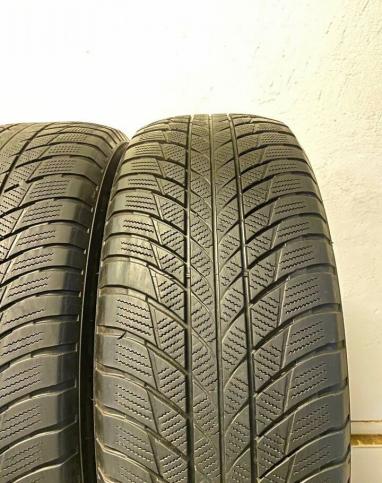 Bridgestone Blizzak LM-001 225/60 R18